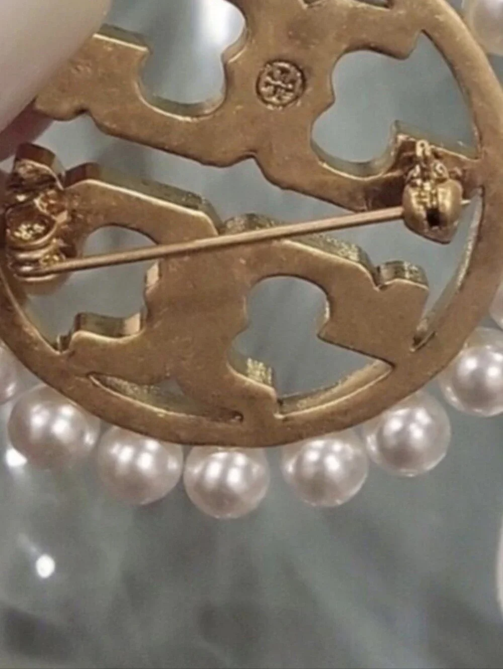 Tory Burch Gold-Tone Logo Brooch with Pearl Trim